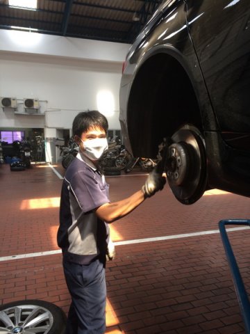 เรียนร่วมสถานประกอบการ : ช่างซ่อมประจำศูนย์บริการ BMW